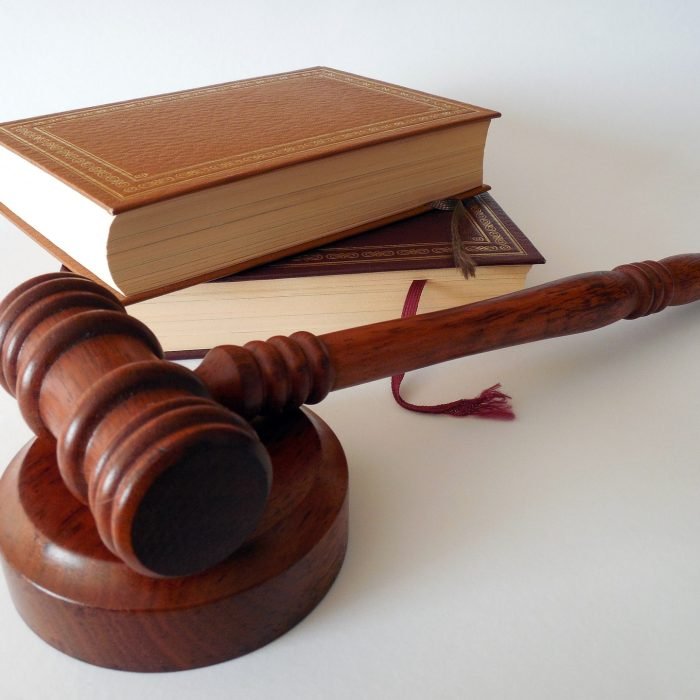 Commissioni Tributarie e certificati Tribunale